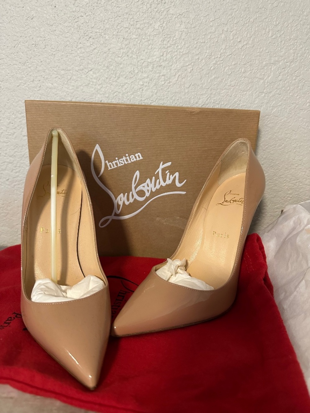 Christian Louboutin, So Kate in nude